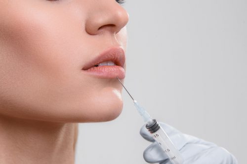 明日にはシワが消える！？TVで話題の『塗るボトックス』で本当にシワが消えるのか51歳が試してみた結果…